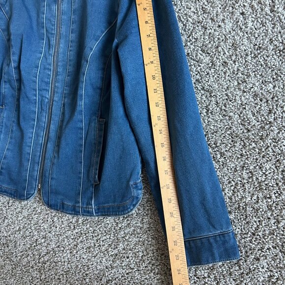 Chicos Womens Sz Medium Denim Jacket With Zip Closure Cotton Blend Blue - Picture 7 of 10